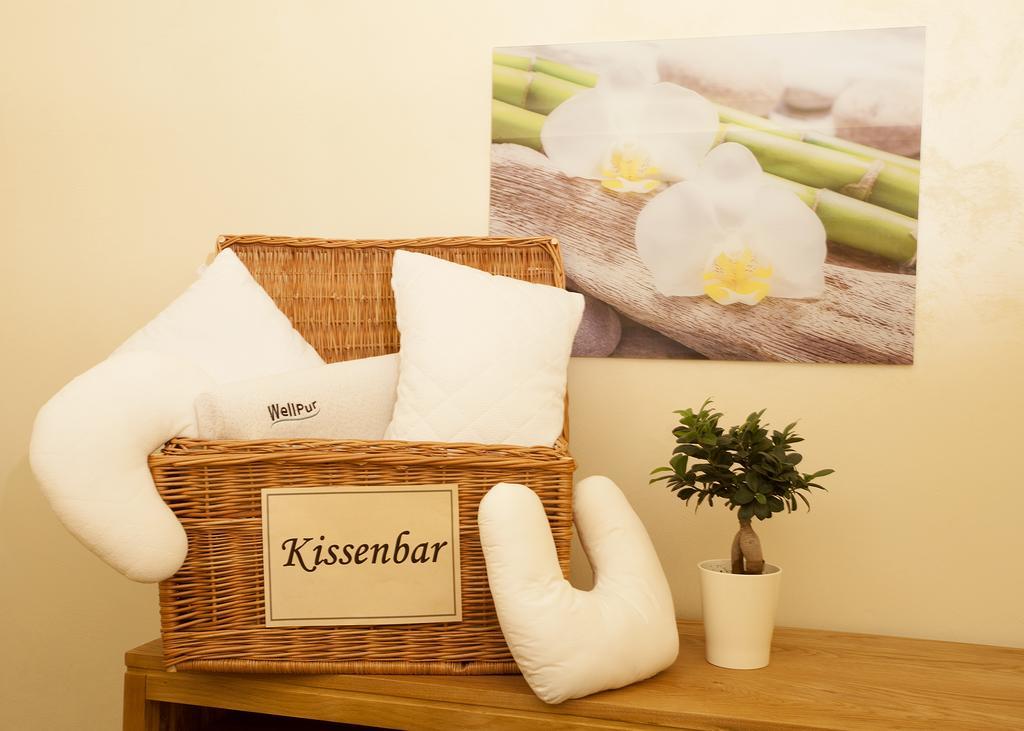 Hotel & Ferienappartements Edelweiss ヴィリンゲン エクステリア 写真
